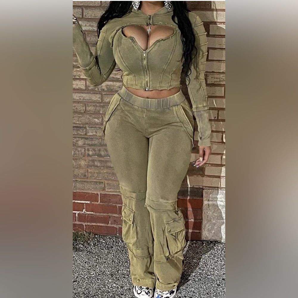 LONG SLEEVE CUT OUT ZIPPER CORSET TOP POCKET CARGO PANTS MATCHING SET-GREEN